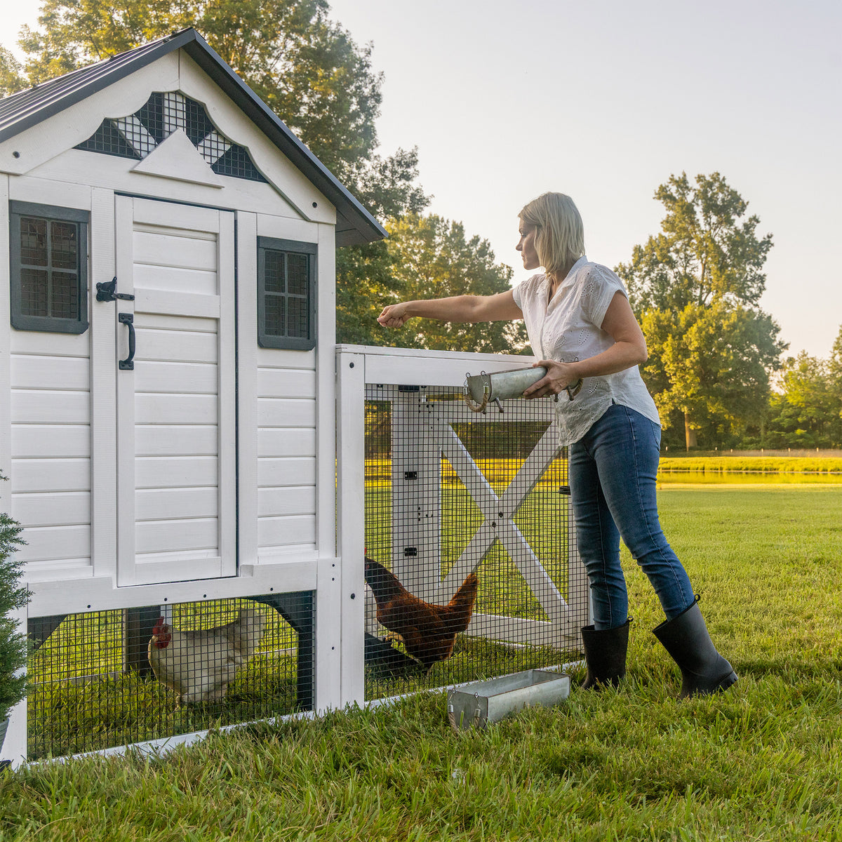 Backyard Discovery Cedar Roost White Chicken Coop